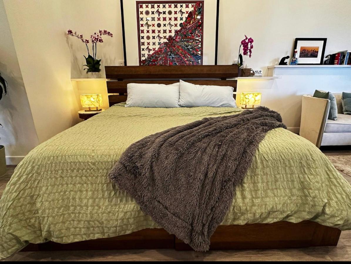 Stunning View Hollywood Hills Guest House 洛杉矶 外观 照片